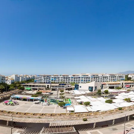 Lejlighed In Puerto Banus With Pool Views And Parking