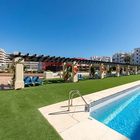Apartment In Puerto Banus With Pool Views And Parking